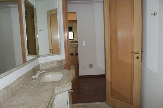 Apartamento para alugar com 4 quartos, 200m² em Higienópolis, São Paulo