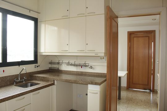 Apartamento para alugar com 4 quartos, 200m² em Higienópolis, São Paulo