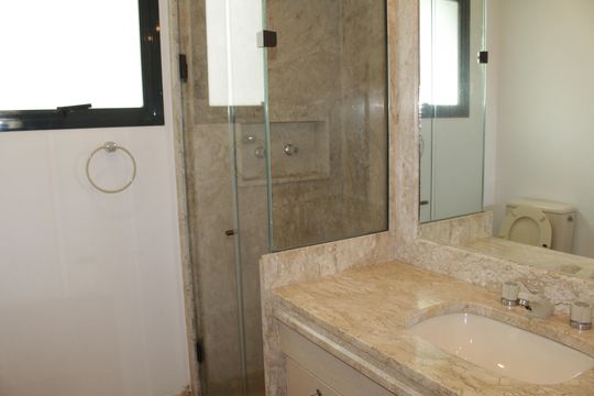 Apartamento para alugar com 4 quartos, 200m² em Higienópolis, São Paulo