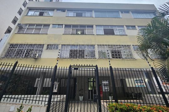 Fachada do bloco de apartamento para alugar com 2 quartos, 90m² em Graça, Salvador