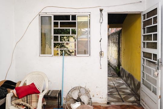 Sala de casa para alugar com 1 quarto, 30m² em Comendador Soares, Nova Iguaçu