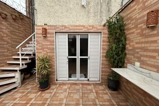 Casa à venda com 4 quartos, 200m² em Parque Jabaquara, São Paulo