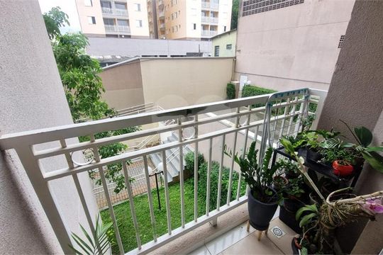 Apartamento à venda com 2 quartos, 46m² em Vila Carmosina, São Paulo