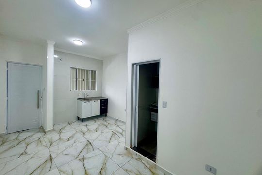 Kitnet/Studio para alugar com 1 quarto, 18m² em Jardim Rosa de Franca, Guarulhos