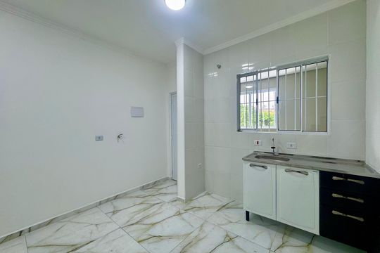 Cozinha de kitnet/studio para alugar com 1 quarto, 18m² em Jardim Rosa de Franca, Guarulhos