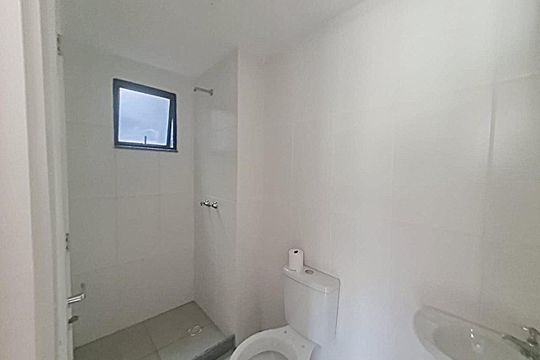 Banheiro de apartamento para alugar com 2 quartos, 47m² em Campinho, Rio de Janeiro