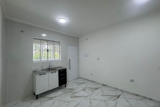 Kitnet/Studio para alugar com 1 quarto, 18m² em Jardim Rosa de Franca, Guarulhos