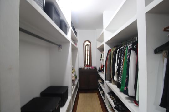Suíte - Closet de casa de condomínio à venda com 2 quartos, 300m² em Jacarepaguá, Rio de Janeiro