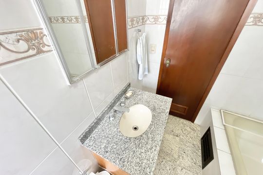 Banheiro da Suíte 4 de casa à venda com 4 quartos, 355m² em Jardim Franca, São Paulo