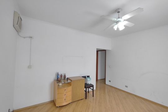 Suíte de casa à venda com 4 quartos, 540m² em Olímpico, São Caetano do Sul