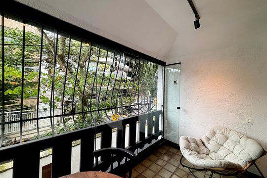 Varanda da sala de apartamento à venda com 1 quarto, 62m² em Jardim Botânico, Rio de Janeiro