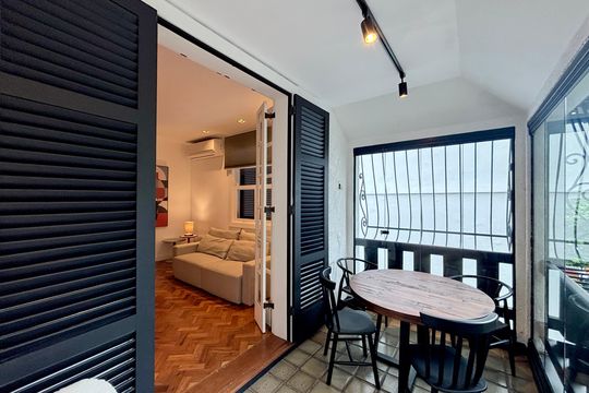 Varanda da sala de apartamento à venda com 1 quarto, 62m² em Jardim Botânico, Rio de Janeiro