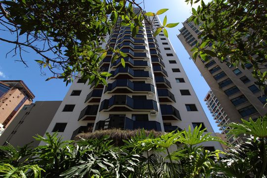 Fachada do Prédio de apartamento para alugar com 1 quarto, 98m² em Itaim Bibi, São Paulo