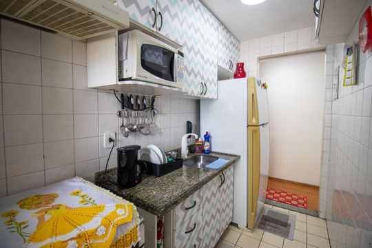 Cozinha de apartamento à venda com 2 quartos, 46m² em Vicente de Carvalho, Rio de Janeiro