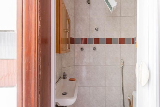 Banheiro de serviço de apartamento à venda com 2 quartos, 100m² em Rio Comprido, Rio de Janeiro