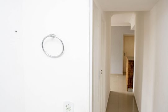 Banheiro de apartamento para alugar com 2 quartos, 43m² em Canhema, Diadema