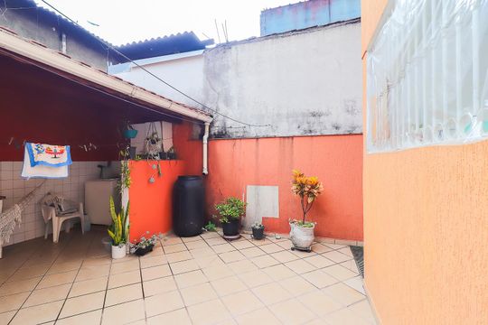 Quintal de casa à venda com 2 quartos, 150m² em Itaquera, São Paulo