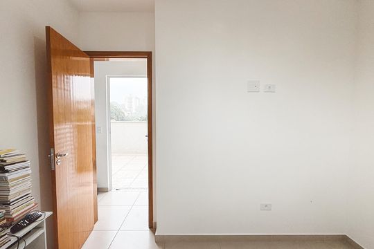 Quarto de apartamento para alugar com 1 quarto, 40m² em Vila Vitorio Mazzei, São Paulo