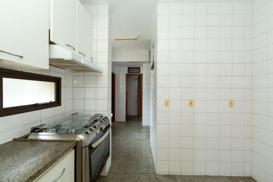COZINHA de apartamento para alugar com 4 quartos, 120m² em Serra, Belo Horizonte