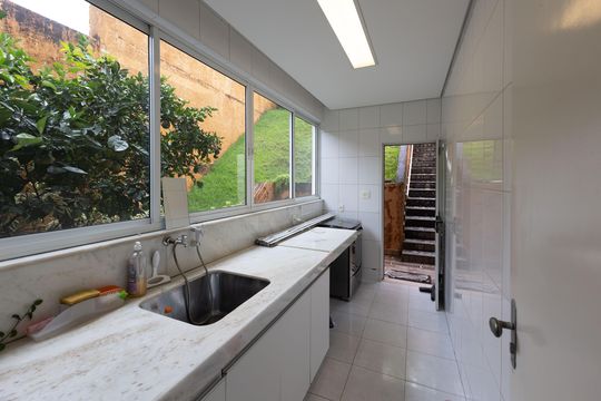 Área de Serviço de casa à venda com 4 quartos, 420m² em Quintas Ii, Nova Lima