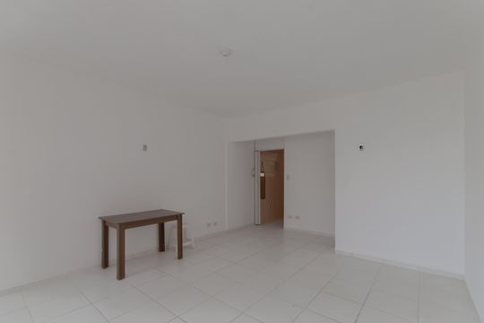 Sala/Quarto de kitnet/studio à venda com 1 quarto, 30m² em Liberdade, São Paulo