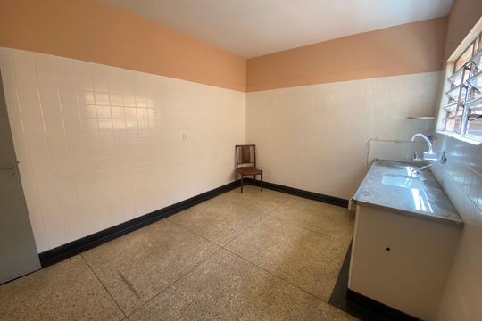 Cozinha de casa para alugar com 2 quartos, 110m² em Jardim das Acacias, São Paulo