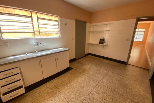 Cozinha de casa para alugar com 2 quartos, 110m² em Jardim das Acacias, São Paulo