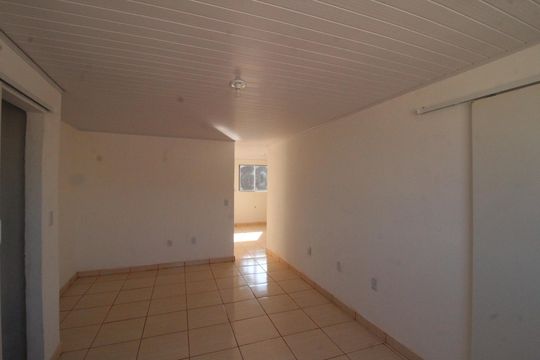 Sala de casa para alugar com 2 quartos, 70m² em Tiradentes, Nova Iguaçu