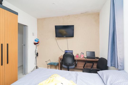Quarto de casa à venda com 2 quartos, 250m² em Jardim Sao Pedro, São Paulo