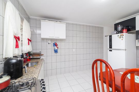 Cozinha de casa à venda com 2 quartos, 250m² em Jardim Sao Pedro, São Paulo