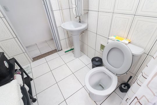 Banheiro de casa à venda com 2 quartos, 250m² em Jardim Sao Pedro, São Paulo