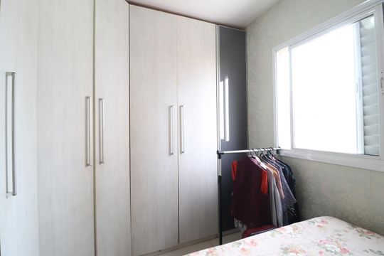 Quarto 2 de apartamento para alugar com 2 quartos, 64m² em Centro, Uberlândia