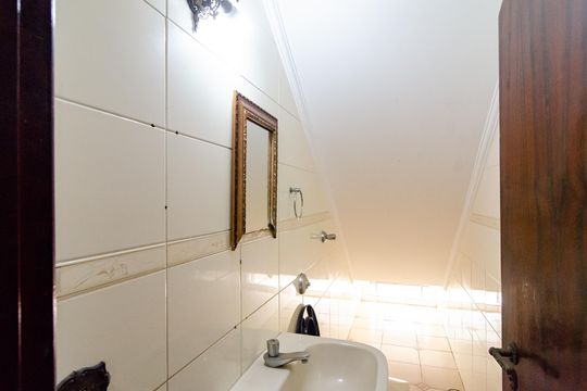 Lavabo de casa para alugar com 3 quartos, 256m² em Vila da Saúde, São Paulo