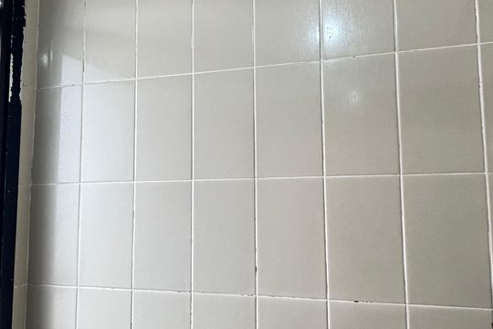 Banheiro da Suíte de apartamento à venda com 1 quarto, 46m² em Moema, São Paulo