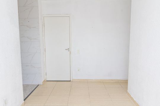 Apartamento para alugar com 2 quartos, 55m² em Cosmos, Rio de Janeiro
