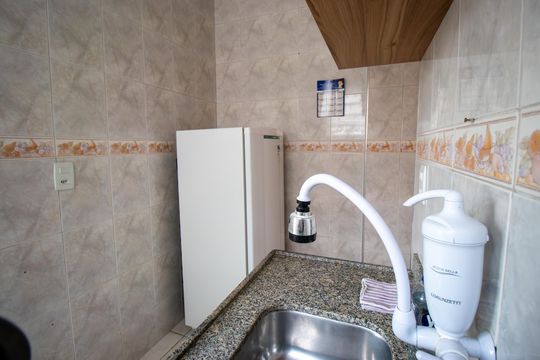 Cozinha de apartamento à venda com 2 quartos, 46m² em Irajá, Rio de Janeiro