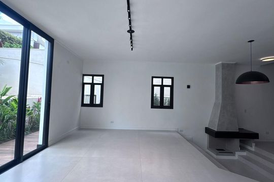 Casa à venda com 5 quartos, 282m² em Alphaville, Santana de Parnaíba