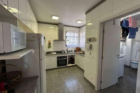 Apartamento à venda com 4 quartos, 255m² em Serra, Belo Horizonte