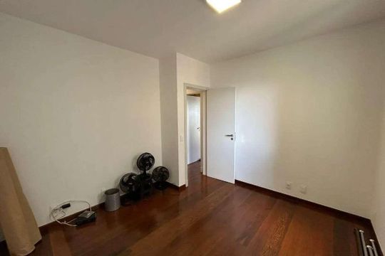 Apartamento à venda com 4 quartos, 255m² em Serra, Belo Horizonte