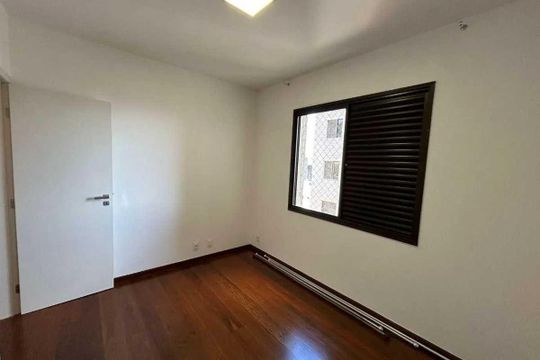 Apartamento à venda com 4 quartos, 255m² em Serra, Belo Horizonte
