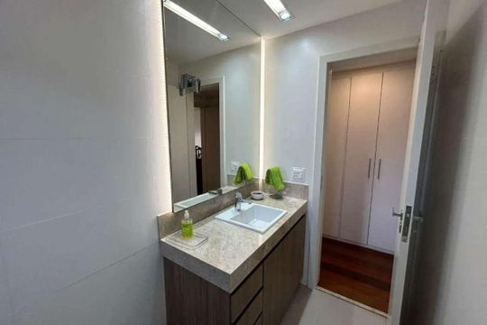 Apartamento à venda com 4 quartos, 255m² em Serra, Belo Horizonte