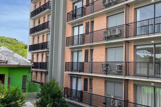Fachada de apartamento à venda com 1 quarto, 37m² em Farroupilha, Porto Alegre