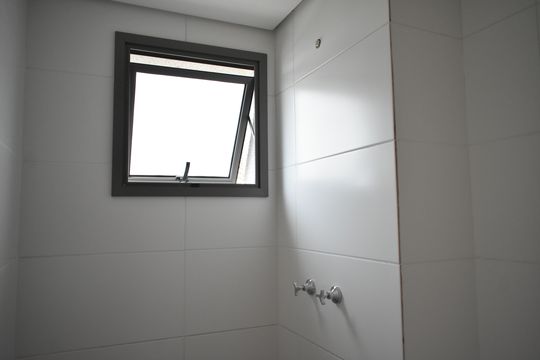 Banheiro da Suíte de apartamento à venda com 2 quartos, 55m² em São Judas, São Paulo