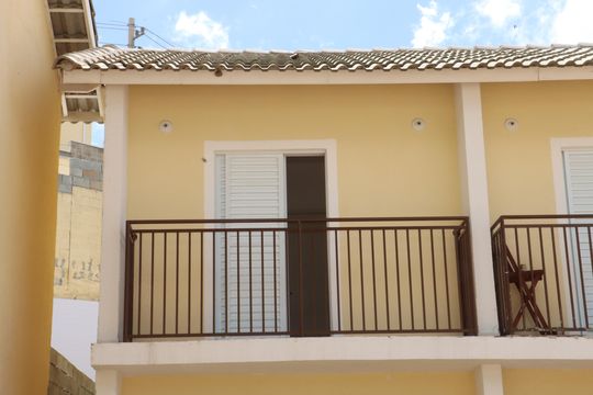 Casa de Condomínio para alugar com 2 quartos, 55m² em Chácara Ondas Verdes, Cotia