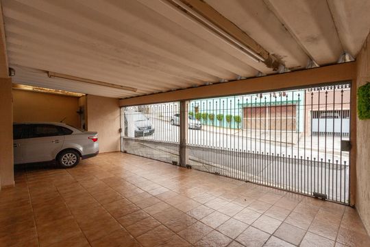 Garagem de casa à venda com 3 quartos, 336m² em Jardim Palmares (zona Sul), São Paulo