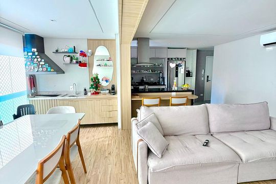 Sala de apartamento para alugar com 3 quartos, 116m² em Vila Mogilar, Mogi das Cruzes
