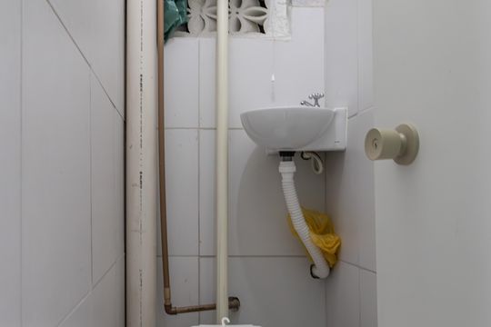 Banheiro de casa para alugar com 2 quartos, 50m² em Vila Jacuí, São Paulo