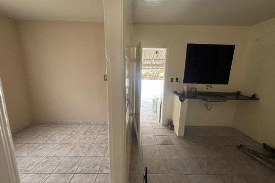Sala de casa para alugar com 3 quartos, 120m² em Saraiva, Uberlândia