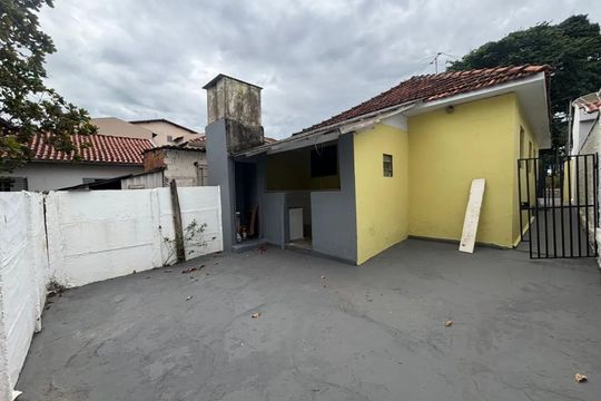Casa para alugar com 3 quartos, 120m² em Saraiva, Uberlândia