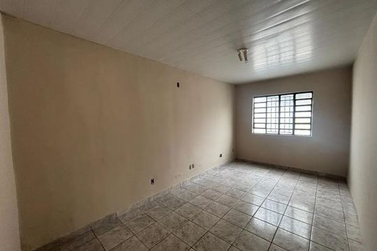Quarto 2 de casa para alugar com 3 quartos, 120m² em Saraiva, Uberlândia